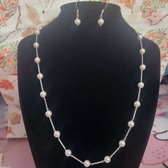 Swarovski Crystal White Pearl Sterling Silver Station Necklace & Earrings Set - Picture 1 of 8